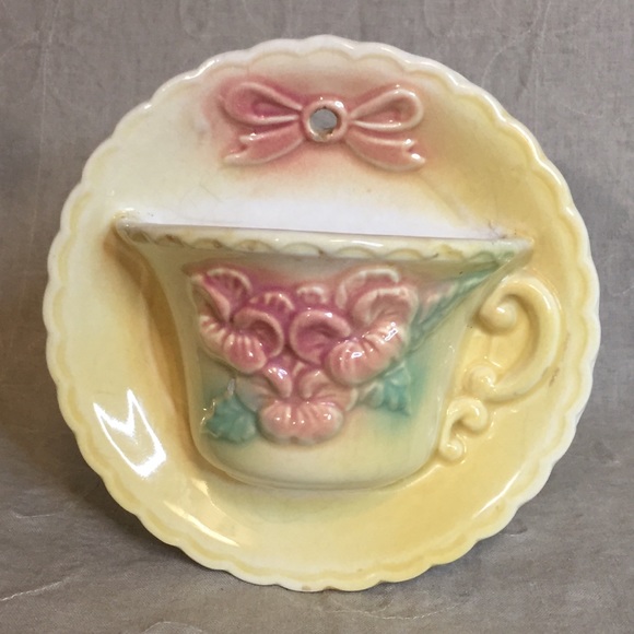 Vintage Other - Vintage Hull Pottery USA Sunglow Tea Cup Wall Pocket